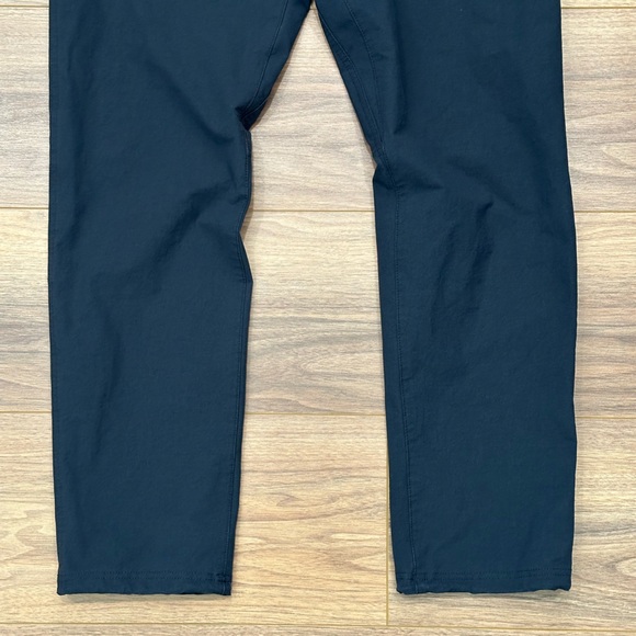 Kuhl Resistor Chino in Blue Size 34 X 32 - Picture 3 of 14